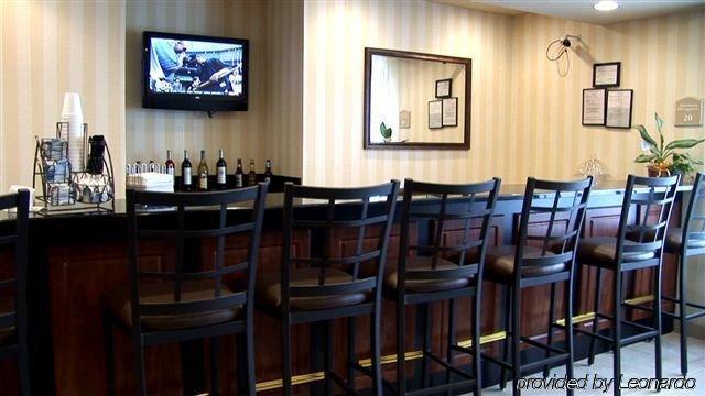 Cobblestone Inn & Suites - Durand Restaurant photo