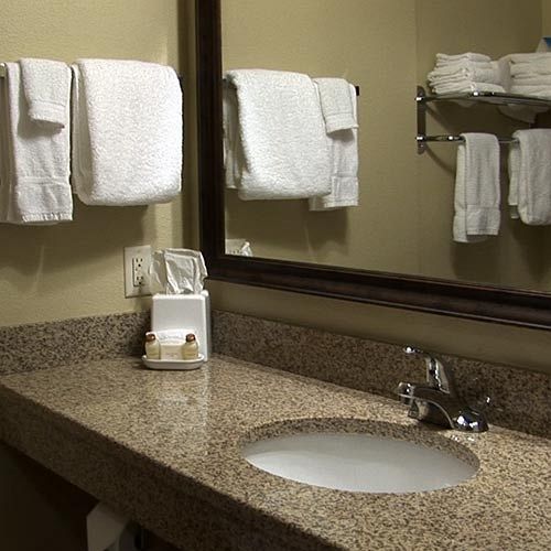 Cobblestone Inn & Suites - Durand Exterior photo